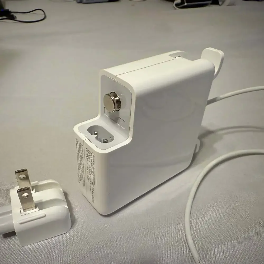 Replacement 60W MagSafe AC Adapter for MacBook Pro 13 (A1184)